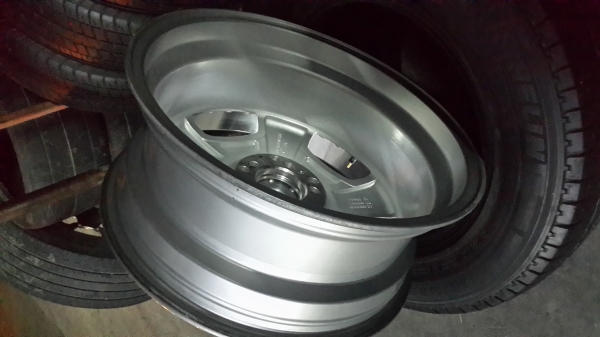 ขายล้อแม๊ก Euro line ขอบ 17" ขายล้อแม๊ก Euro line ขอบ 17"