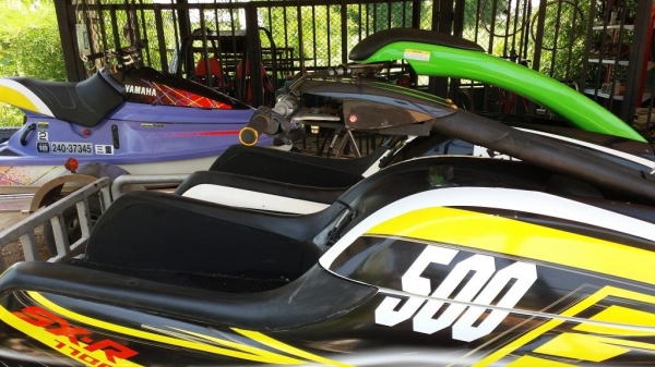 เจ๊ทสกีมือสอง