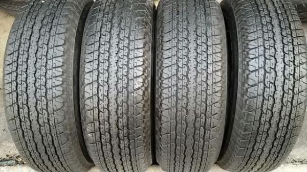 ยาง บริสโตน 245/70/16 สภาพสวย