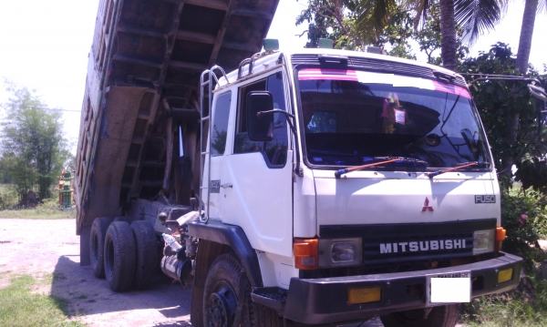 MITSUBISHI FN 527 TD 4613 195 แรงม้า ปี 39
