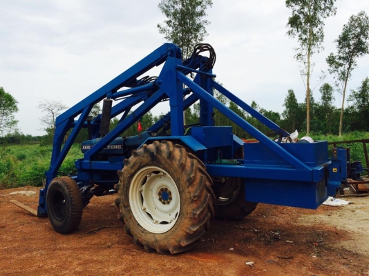 ขายรถไถคีบอ้อย FORD 6610 เซื่ยลาย พร้อมงา และชุดล้อหน้า