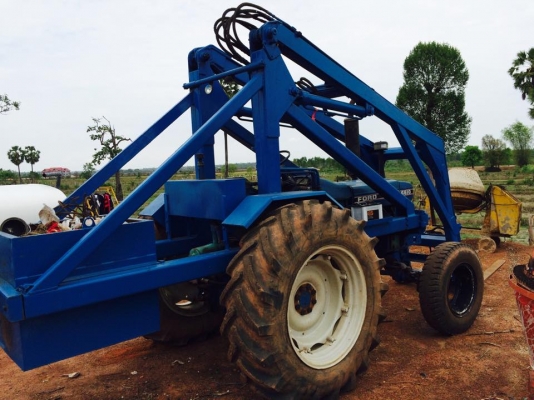 ขายรถไถคีบอ้อย FORD 6610 เซื่ยลาย พร้อมงา และชุดล้อหน้า