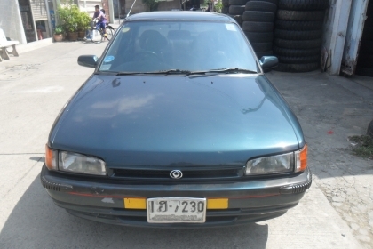 รถมาสด้า 323 1.3 สีเขียว ติดแก๊สลงเล่มแล้ว พร้อมใช้