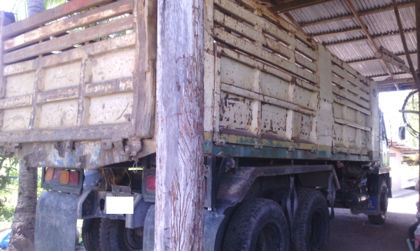 MITSUBISHI FN 527 TD 4613 195 แรงม้า ปี 39