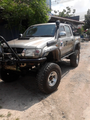 35x12.5R15 MAXXIS BIGHORN แม็กพร้อมยาง ชุด 4 วง tel.081-427-3941