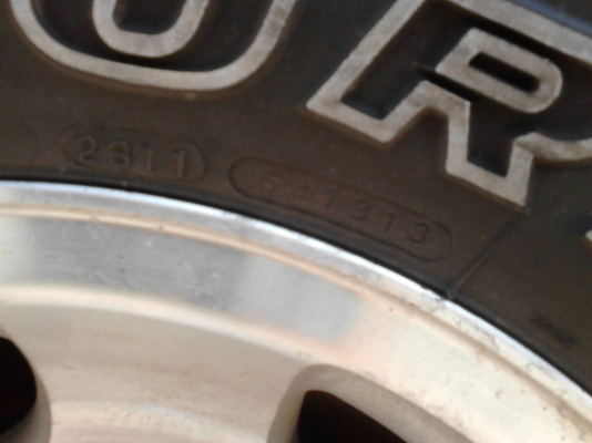 35x12.5R15 MAXXIS BIGHORN แม็กพร้อมยาง ชุด 4 วง tel.081-427-3941