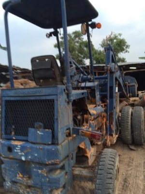 ขายรถตัก  SD 20 -5  สภาพพร้อมใช้งาน ( แขนยาว )ราคา  240,000  บาท