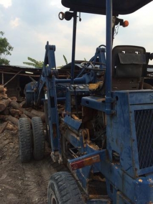 ขายรถตัก  SD 20 -5  สภาพพร้อมใช้งาน ( แขนยาว )ราคา  240,000  บาท