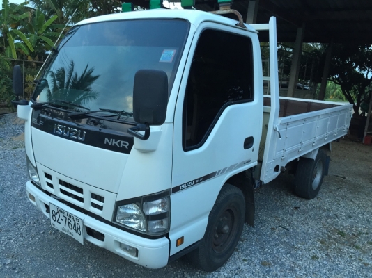 NKR  55 E 100 แรง ปี  49    รถตามภาพ   ราคา    455,000 บาท