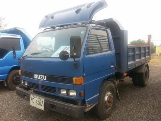 ขายดั้มISUZU NPR 110แรง Fหน้า-หลัง กระบะดั้มต่อใหม่สวยมากไม่ผุ ยางดี6เส้น เครื่องดี ภายในสวย คัชซีสวย สภาพพร้อมใช้งาน เอกสารพร้อมโอน สนใจโทร 090-8588220คุณนะ 093-3258446คุณบิวตี้ ID:narong498 หรือ www.truck.in.th/498 หรือfb:ณรงค์ ซื้อขายรถมือสอง(เว็บไซต์ส