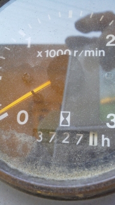 รถบด 3 ล้อ R2 # RR2   ปี1994  3727ชม. สภาพสวยครับ หากรอของได้ 30-45 วันติดต่อมาได้เลยครับ