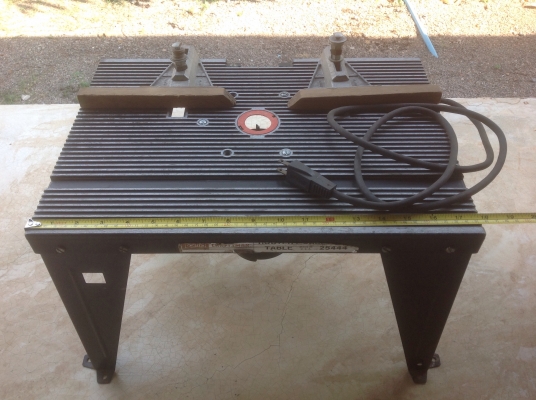 ขายโต๊ะพร้อมเร้าเตอร์ Vintage Craftsman Router เก่าเก็บใช้งานมาน้อยโต๊ะเป็นอลูมิเนียมหนาๆ หนักๆ