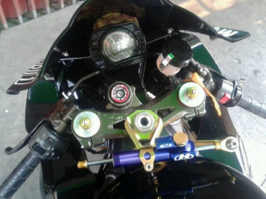 ธารนนทบุรี // ขาย KAWASAKI ZX10 ปี 2005 ของแต่งเต็มๆแน่นๆครับ สภาพสวยๆ ระบบเครื่องระบบไฟสมบูรณ์ทุกจุด ราคา 159,000 บาท เอกสารอินวอยท์+สรรพสามิตแท้ๆ