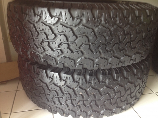 ขายยาง bf  265-70-17  ปี 3010