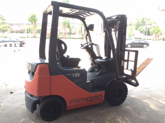 ขายฟอร์คลิฟต์ TOYOTA 02-8FD15  ,ดีเซล ,เสาสูง 4.5. เมตร, ฮิ้งฟอร์ค งาปรับคว่ำ - หงาย , ใช้งานมา 3000 ช.ม      ( SPECS JAPAN )   นำเข้าจากญี่ปุ่น  ไม่เคยใช้งานในเมืองไทย