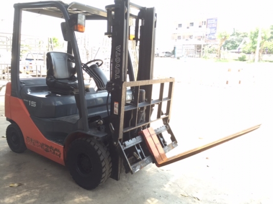 ขายฟอร์คลิฟต์ TOYOTA 02-8FD15  ,ดีเซล ,เสาสูง 4.5. เมตร, ฮิ้งฟอร์ค งาปรับคว่ำ - หงาย , ใช้งานมา 3000 ช.ม      ( SPECS JAPAN )   นำเข้าจากญี่ปุ่น  ไม่เคยใช้งานในเมืองไทย