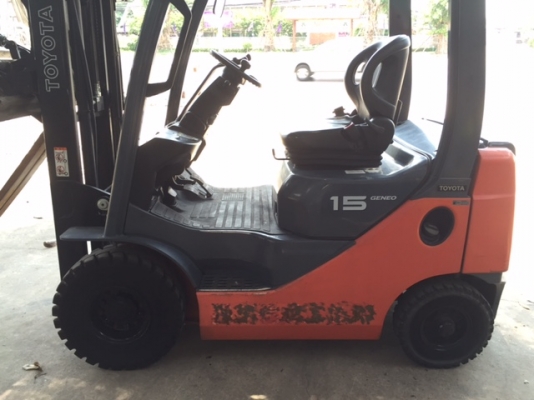 ขายฟอร์คลิฟต์ TOYOTA 02-8FD15  ,ดีเซล ,เสาสูง 4.5. เมตร, ฮิ้งฟอร์ค งาปรับคว่ำ - หงาย , ใช้งานมา 3000 ช.ม      ( SPECS JAPAN )   นำเข้าจากญี่ปุ่น  ไม่เคยใช้งานในเมืองไทย