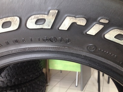 ขายยาง bf  265-70-17  ปี 3010