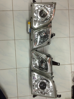 ไฟหน้า XENON LEXUS LX470