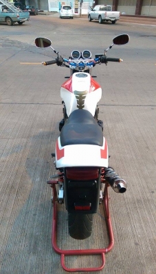 ขายคับ HONDA CB400 ปี95 เวอร์ชั่นR ของแต่งล้น ท่อแต่ง แฮนด์บาร์ โคมตาเพชร สเตอร์หลังแต่ง ไฟเลี้ยวLED กระจกแต่ง อินวอยส์ สรรพสามิตร สวยๆ คับ ราคา 59500 บาท ส่งได้ทั่วไทยคับ สนใจติดต่อ 081-0578282 FACEBOOK POP BIGBIKE SAKONNAKHON ไอดีไลน์ POPBIGBIKESAKON คั