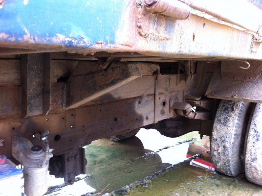 ขาย ISUZU DYNA BU91  ปี 36 ดั้ม 5 คิว 086-4218321
