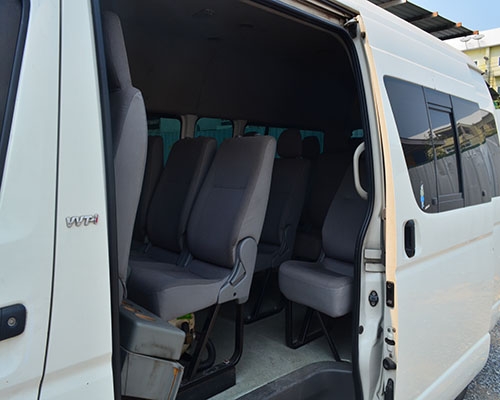 TOYOTA HIACE COMMUTER 2.7 NGV