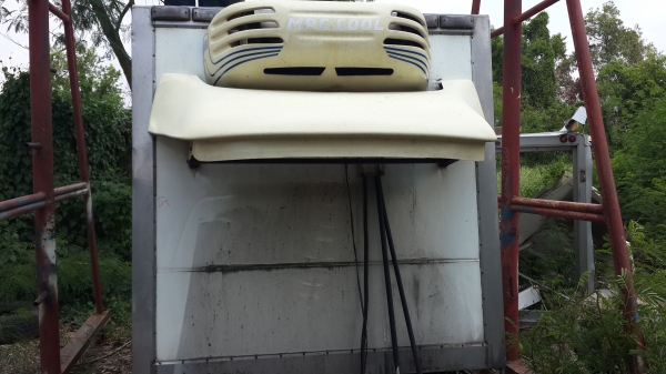 ขายรถตู้เย็น สภาพดี ทำอุณหภูมิ-10 องศา ตู้ได้มาตราฐาน