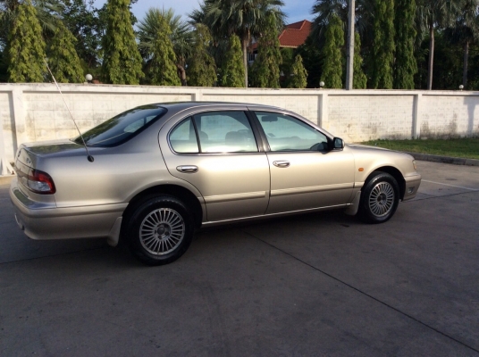 ขายรถนิสสัน เซฟิโร่ A32 ปี1999 เครื่อง VQ 2.0 ออโต้ ติดแก๊ส LPG ระบบหัวฉีด ตัวท็อป airbag/abs ระบบไฟฟ้าทั้งคัน เบาะหนัง ลายไม้ วิทยุCDเคนวูด แอร์ดิจิตอล ภายในสะอาด ตัวถังเดิมๆสีเงามีริ้วรอยเล็กน้อย แม็กเดิม รถขับดี ประหยัด นิ่มนวล พร้อมใช้ได้เลยครับ ประกั