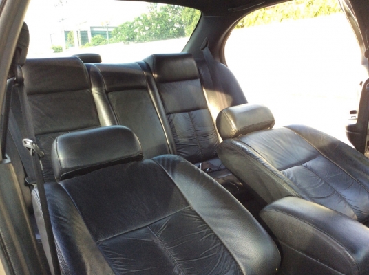 ขายรถนิสสัน เซฟิโร่ A32 ปี1999 เครื่อง VQ 2.0 ออโต้ ติดแก๊ส LPG ระบบหัวฉีด ตัวท็อป airbag/abs ระบบไฟฟ้าทั้งคัน เบาะหนัง ลายไม้ วิทยุCDเคนวูด แอร์ดิจิตอล ภายในสะอาด ตัวถังเดิมๆสีเงามีริ้วรอยเล็กน้อย แม็กเดิม รถขับดี ประหยัด นิ่มนวล พร้อมใช้ได้เลยครับ ประกั