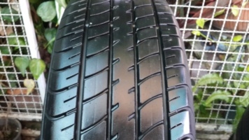 ขายยาง185/60/15 ยาง DUNLOP SP SPORT  2030 ปี 13 ( 4เส้น )