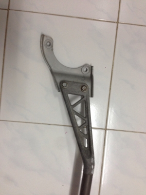 เหล็กค้ำโช็คหน้าแท้ติดรถ SUBARU IMPREZA STI