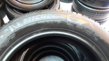 ขายยาง185/60/15 ยางMICHELIN  ENEREY  XM2  ปี 13 (1ชุด )