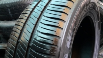 ขายยาง185/60/15 ยางMICHELIN  ENEREY  XM2  ปี 13 (1ชุด )