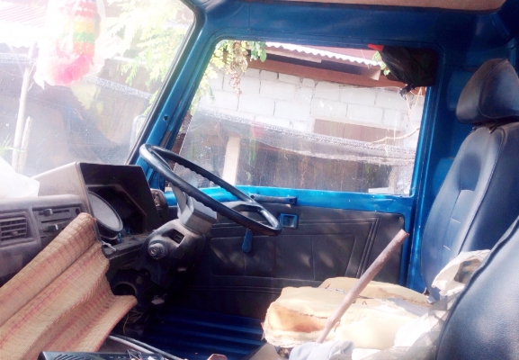 HINO KM 500 - 110 HP DQ100 รถบรรทุกหกล้อ เทรลเลอร์ท้ายลาดขึ้นรถแบ็คโฮร PC 60 และรถเกี่ยวข้าวขนาดกลางได้เลยครับไม่มีปัญหา เครื่องแรงดีมากครับ วางหัวเก๋ง HINO FB อย่างสวยยังไม่ลงเล่มภายในเก๋งคอนโซลสวยครบ พวงมาลัยธรรมดา ช่วงล่างใหญ่เฟืองท้ายคานหน้าติด F ครบห HINO KM 500 - 110 HP DQ100 รถบรรทุกหกล้อ เทรลเลอร์ท้ายลาดขึ้นรถแบ็คโฮร PC 60 และรถเกี่ยวข้าวขนาดกลางได้เลยครับไม่มีปัญหา เครื่องแรงดีมากครับ วางหัวเก๋ง HINO FB อย่างสวยยังไม่ลงเล่มภายในเก๋งคอนโซลสวยครบ พวงมาลัยธรรมดา ช่วงล่างใหญ่เฟืองท้ายคานหน้าติด F ครบห