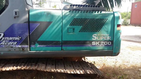ขายรถแบคโฮ KOBELCO SK200 YN10-39XXX สภาพดี สนใจโทร 081-970-1072