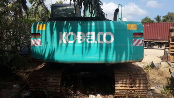 ขายรถแบคโฮ KOBELCO SK200 YN10-39XXX สภาพดี สนใจโทร 081-970-1072