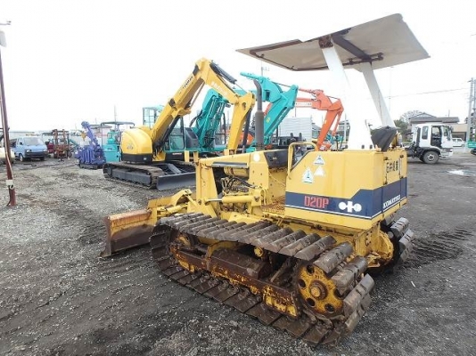 ขาย แทรคเตอร์เก่าญี่ปุ่น Komatsu D20P-6 ยังไม่ใช้งานบ้านเรา ราคาถูก 395,000 บาท ชั่วโมงน้อย 3พันชั่วโมงต้นๆ พร้อมใช้ สนใจโทรสอบถามได้ โน๊ต 0865398263