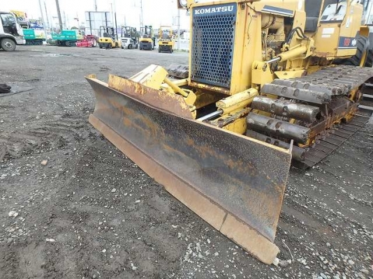ขาย แทรคเตอร์เก่าญี่ปุ่น Komatsu D20P-6 ยังไม่ใช้งานบ้านเรา ราคาถูก 395,000 บาท ชั่วโมงน้อย 3พันชั่วโมงต้นๆ พร้อมใช้ สนใจโทรสอบถามได้ โน๊ต 0865398263