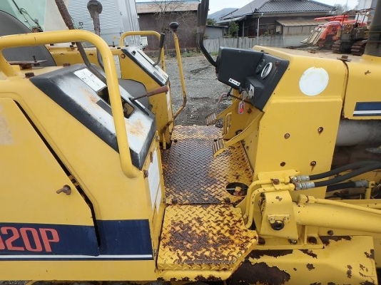 ขาย แทรคเตอร์เก่าญี่ปุ่น Komatsu D20P-6 ยังไม่ใช้งานบ้านเรา ราคาถูก 395,000 บาท ชั่วโมงน้อย 3พันชั่วโมงต้นๆ พร้อมใช้ สนใจโทรสอบถามได้ โน๊ต 0865398263