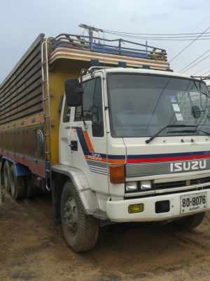 ขาย ISUZU ร็อกกี้ 10 ล้อ เพลาเดียว175 แรง ดั๊มพ์เกษตร มีแอร์ พวงมาลัยพาวเวอร์ รถสวย เครื่องดี ช่วงล่างสวย พร้อมใช้งาน เอกสารพร้อมโอน