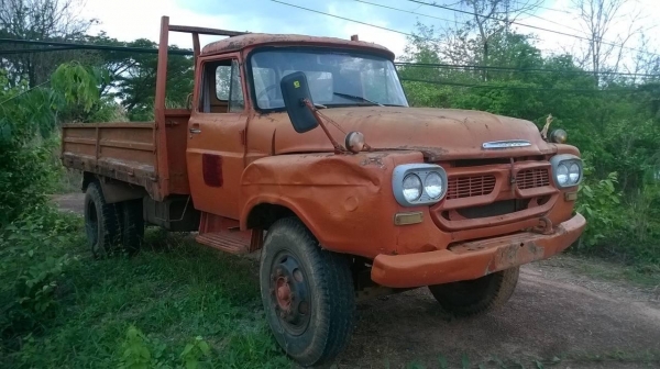 ขาย 6 ล้อหัวยาว รุ่นคัสซีใหญ่เส้น เครื่อง TX คัสซีสวย กระบะเหล็กพร้อมบรรทุก ทะเบียนครบพร้อมโอน ขาย 6 ล้อหัวยาว รุ่นคัสซีใหญ่เส้น เครื่อง TX คัสซีสวย กระบะเหล็กพร้อมบรรทุก ทะเบียนครบพร้อมโอน