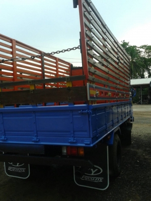 ขายรถ 6 ล้อประกอบ เครื่อง 4BD1 110 แรงม้า เฟืองท้ายเอฟ พร้อมใช้งาน เอกสารพร้อมโอน