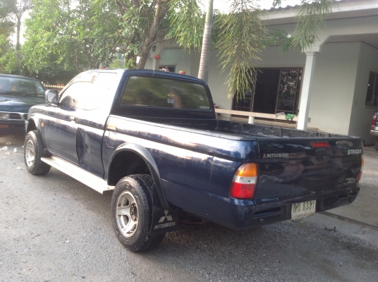 มิตซูบิชิ สตราด้า แค็ป 4WD มิตซูบิชิ สตราด้า แค็ป 4WD