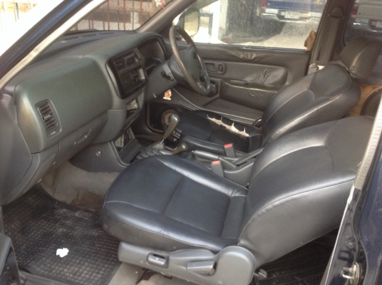 มิตซูบิชิ สตราด้า แค็ป 4WD มิตซูบิชิ สตราด้า แค็ป 4WD