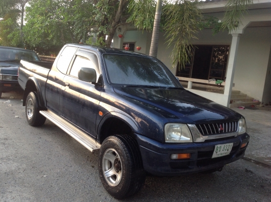 มิตซูบิชิ สตราด้า แค็ป 4WD มิตซูบิชิ สตราด้า แค็ป 4WD