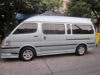 รถตู้ รถตู้