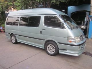 รถตู้ รถตู้