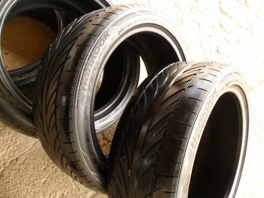ยางขอบ17 Hankook 205-45-R17ลงพื้นปี13(4เส้น2,900บ)