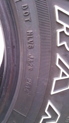 ขายยาง GOOG YEAR   ขนาด 265/75 R16 ปี 2014 จำนวน 4 เส้น  ขาย 13,500 บาท   สนใจ 081-143-9463 , 087-700-0165