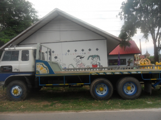 ขายครับ สิบล้อเทรนเลอร์ลากรถเกี่ยว ราคาต่อรองได้ ติดต่อช่างหมึก 087-5262494 หรือ094-7452226